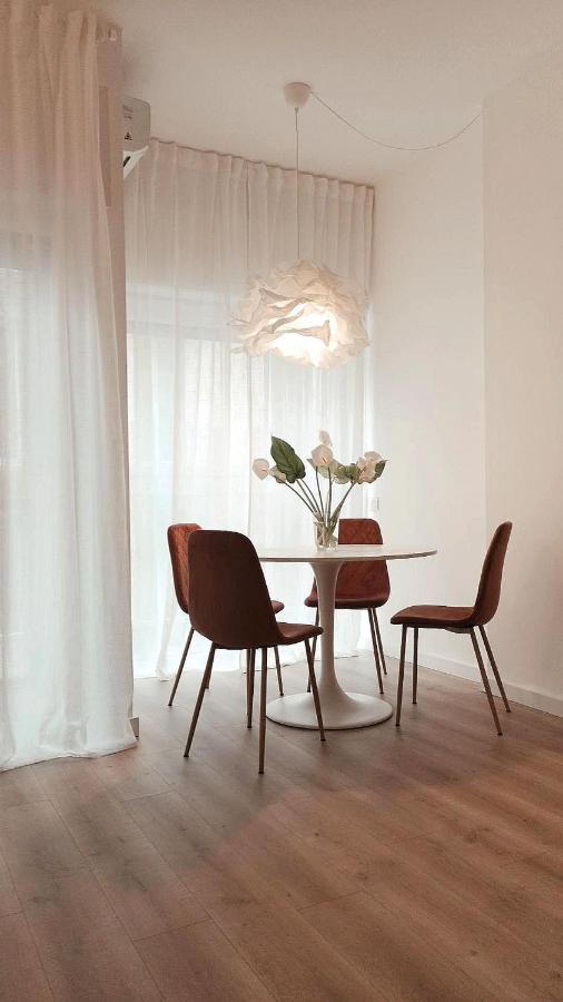 Апартаменты So Fine Petruzzelli Flat Бари Экстерьер фото